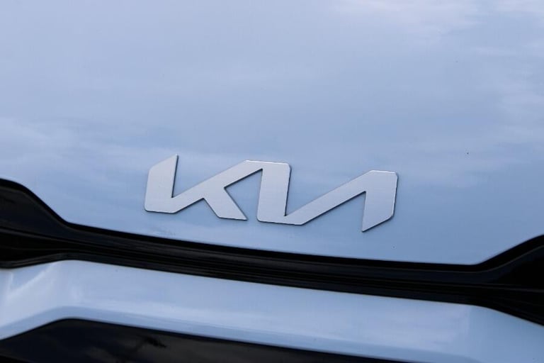 2024 Kia Sportage 1.6 T Gdi 13.8kwh Gt Line Suv 5dr Petrol Plug In Hybrid Auto Awd Euro 6 (s/ EST...