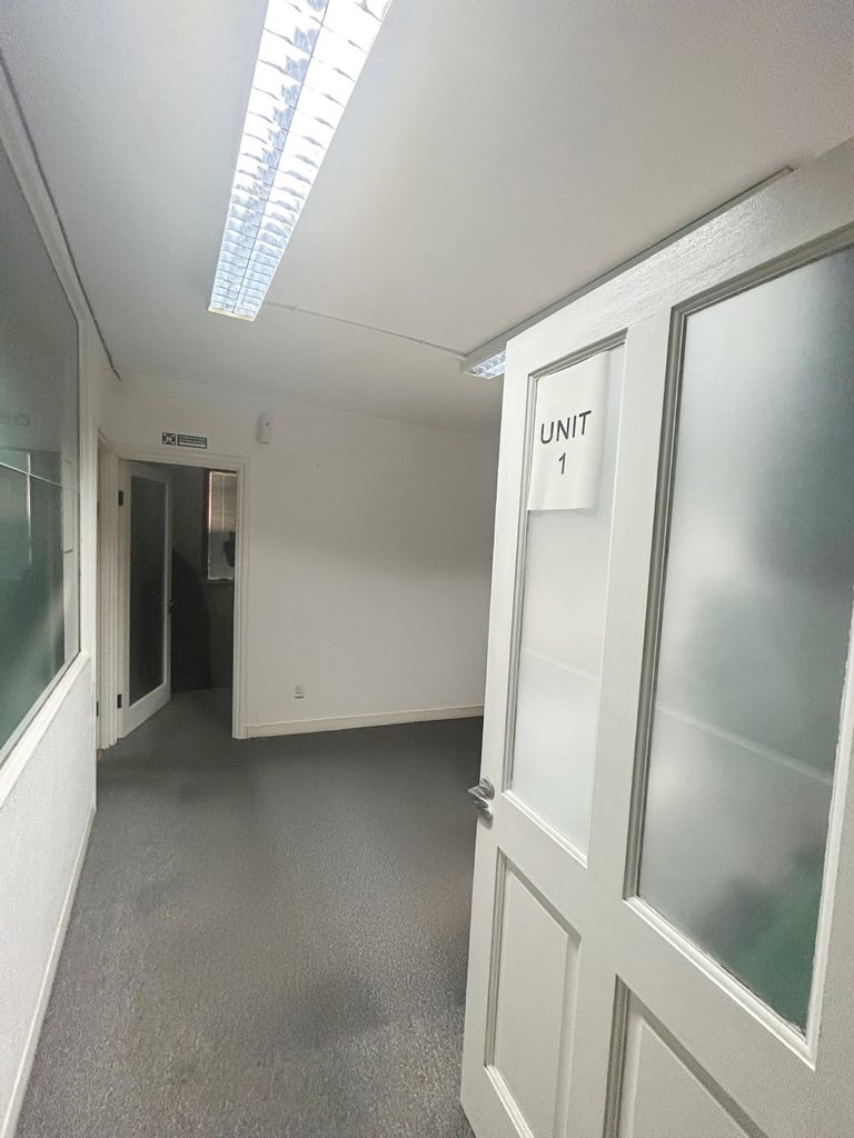 Office units to let in canary wharf