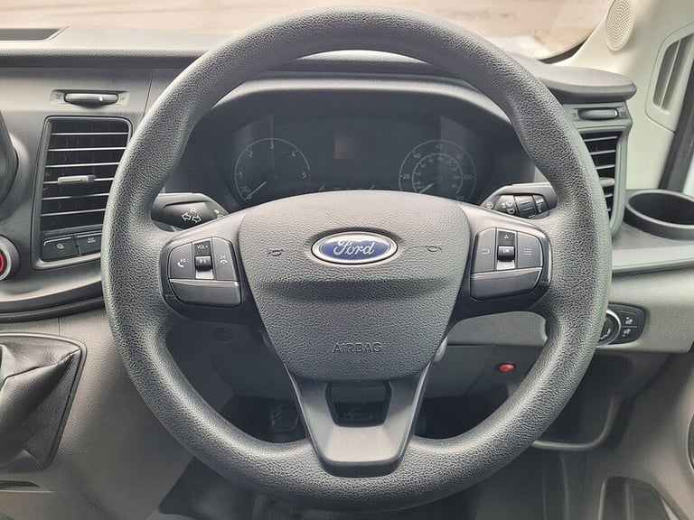 2022 Ford Transit 350 EcoBlue Leader Luton TDCI 130ps 4.1m with Air Con, Tail Lift &amp; 1 Owner ...