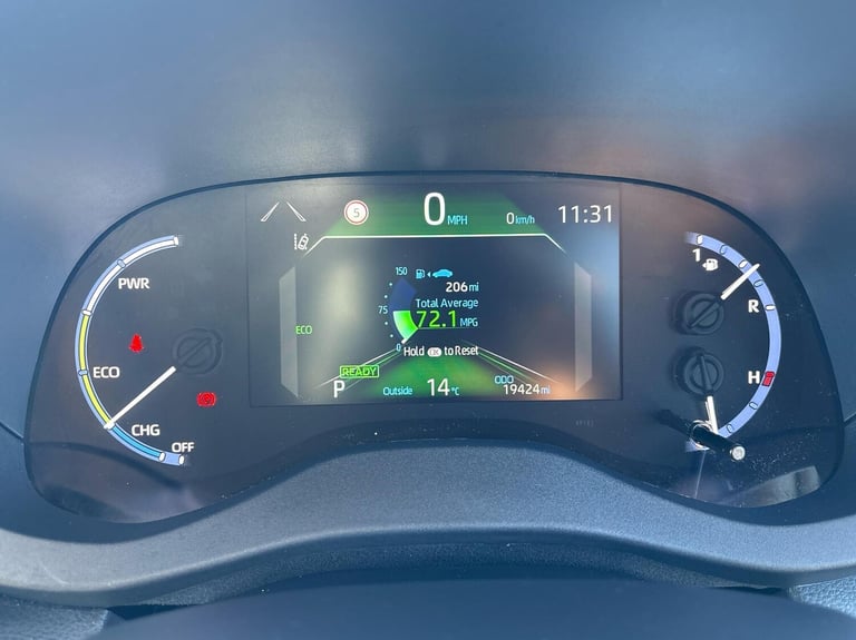 2022 Toyota Yaris 1.5 Hybrid Design 5dr CVT Estate Hybrid Automatic