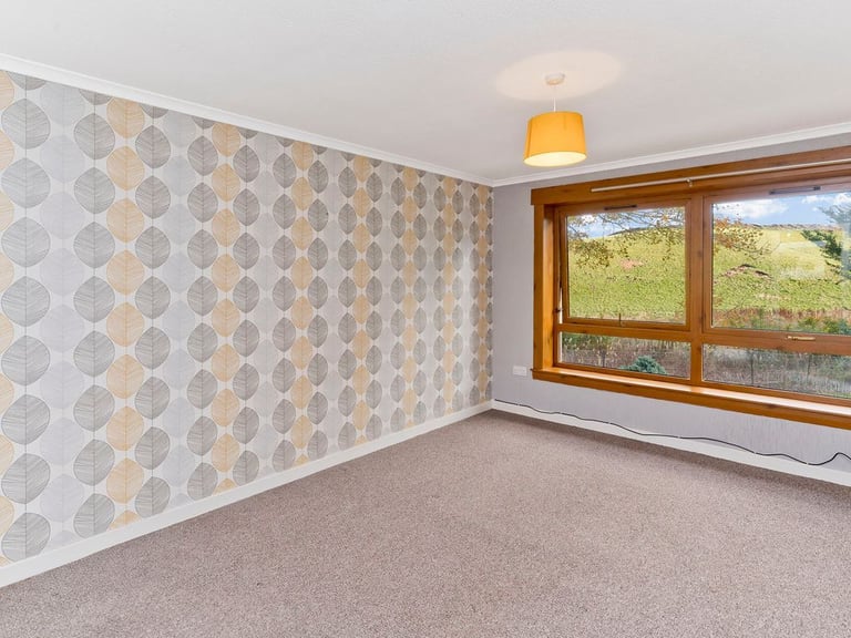 One bedroom flat, 63 Pitreuchie Place, Forfar