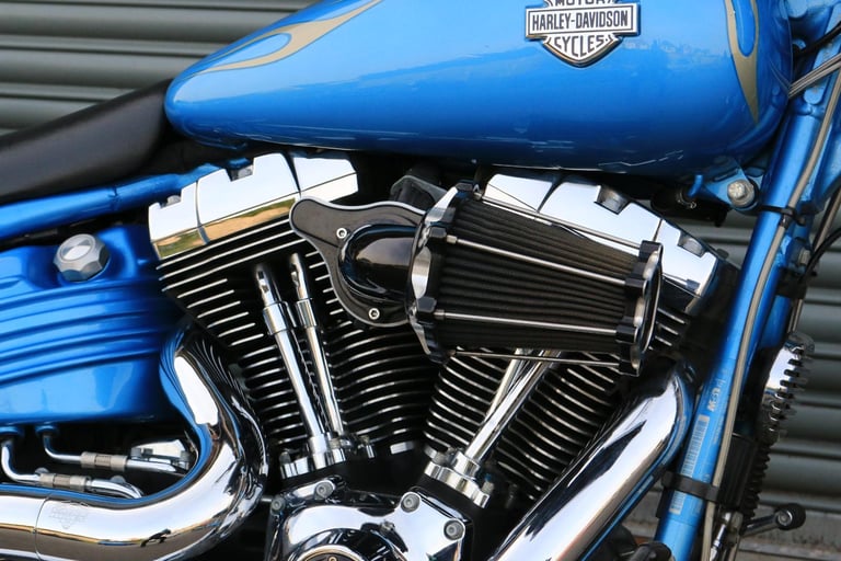 Harley-Davidson FXCWC SOFTAIL ROCKER C 2011 1584cc