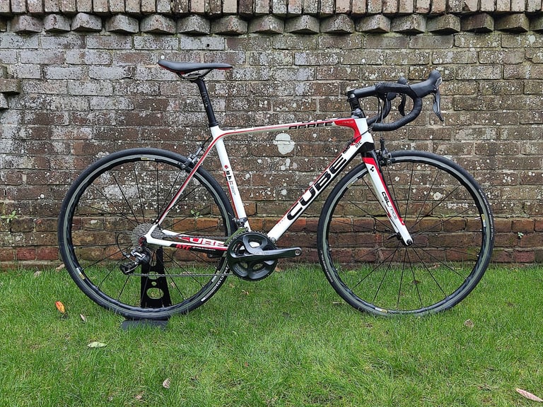 Cube Agree GTC Race, 10 speed Ultegra.