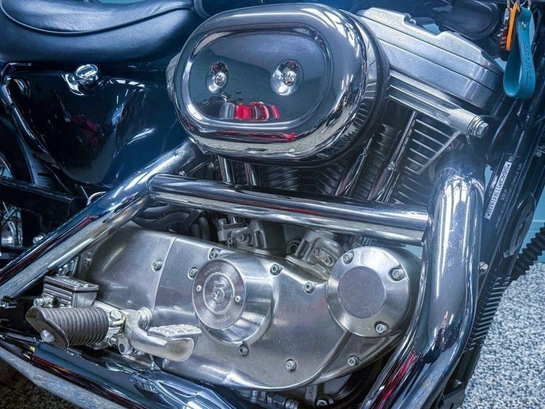 2003 03 HARLEY-DAVIDSON XLH 883 SPORTSTER - 100TH ANNIVERSARY - 300 MILES