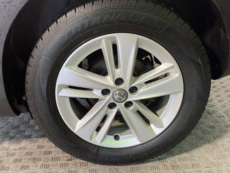 2019 Vauxhall Grandland X 1.2 Turbo Gpf Se Suv 5dr Petrol Manual Euro 6 (s/s) (130 Ps) HATCHBACK ...