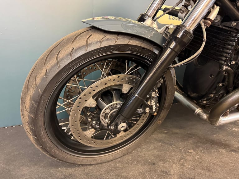 BMW R NINET PURE WITH AKRAPOVIC