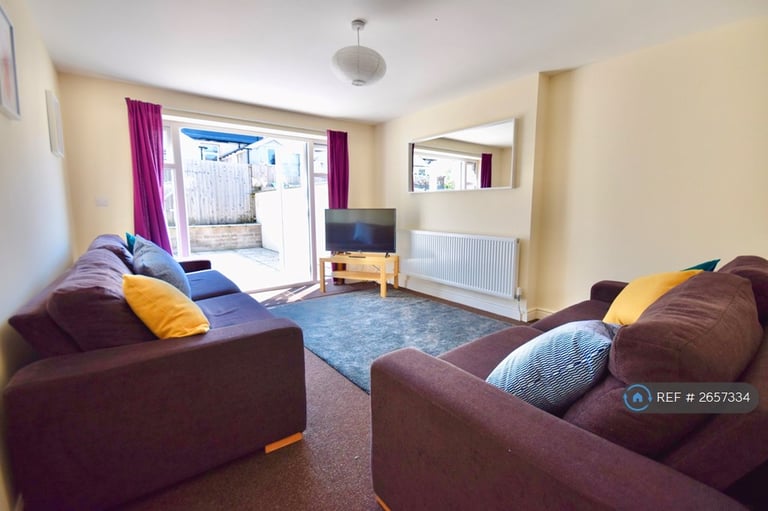 9 bedroom house in Coburn Street, Cardiff, CF24 (9 bed) (#2657334)