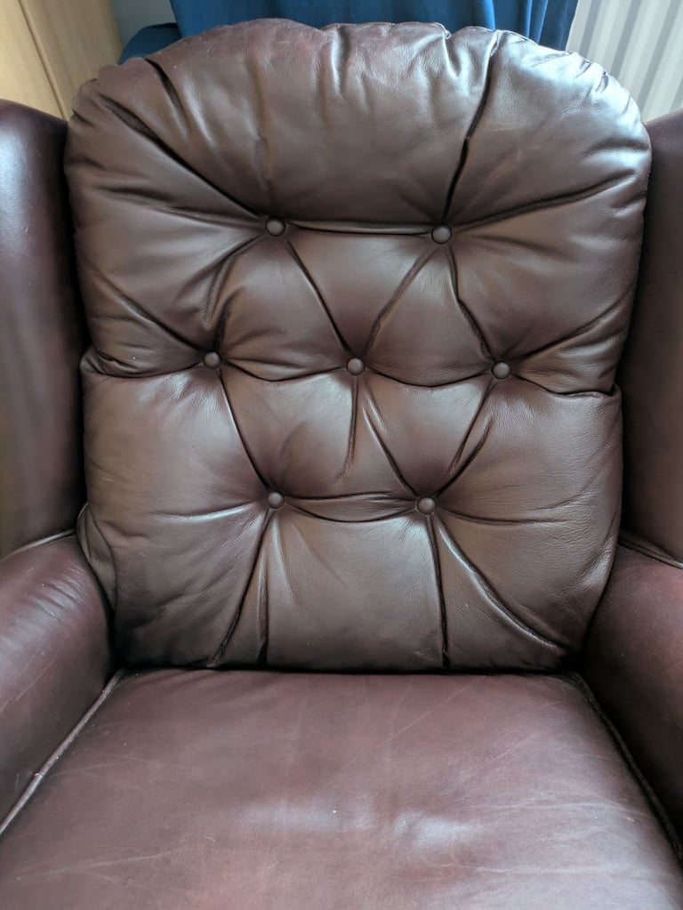 Lyton Leather Fireside Chair Winged back Armchair Queen Anne legs