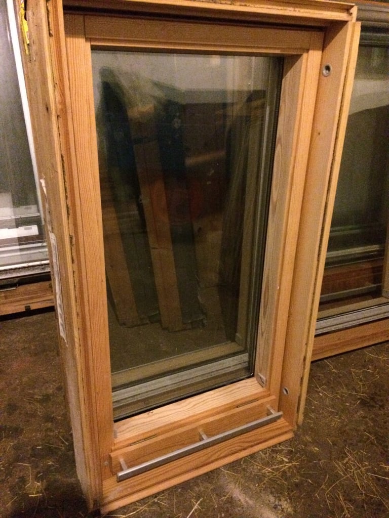 VELUX windows - lots of sizes available 