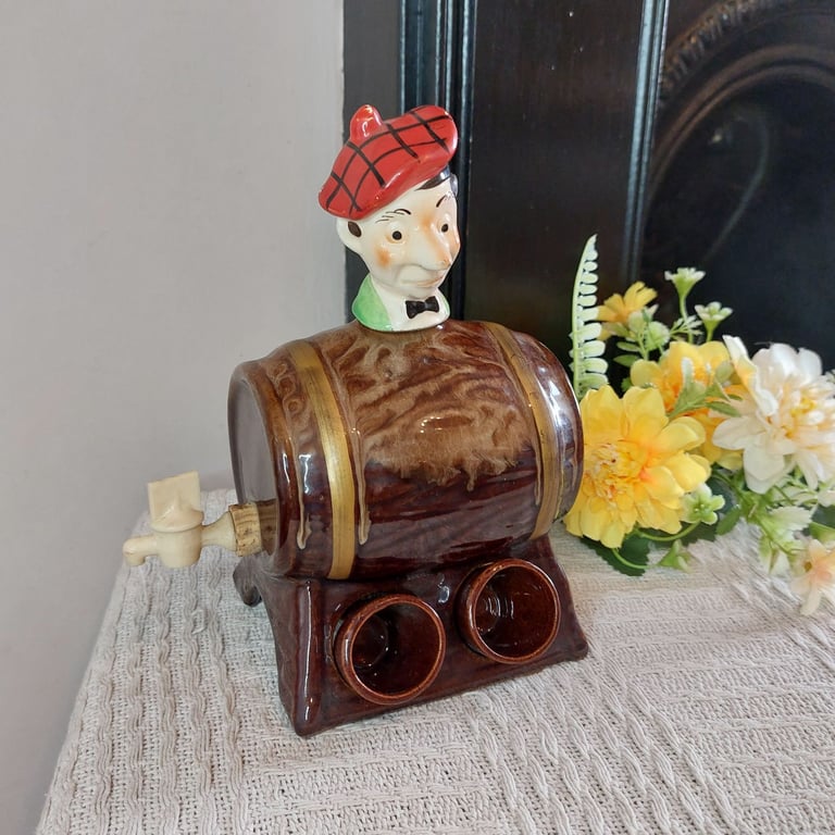 image for Vintage 1950's Ceramic Barrel With Four Cups