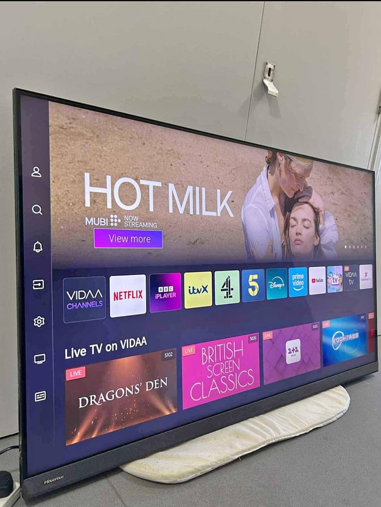 55" HISENSE QLED 144HZ 4k ultra smart tv 