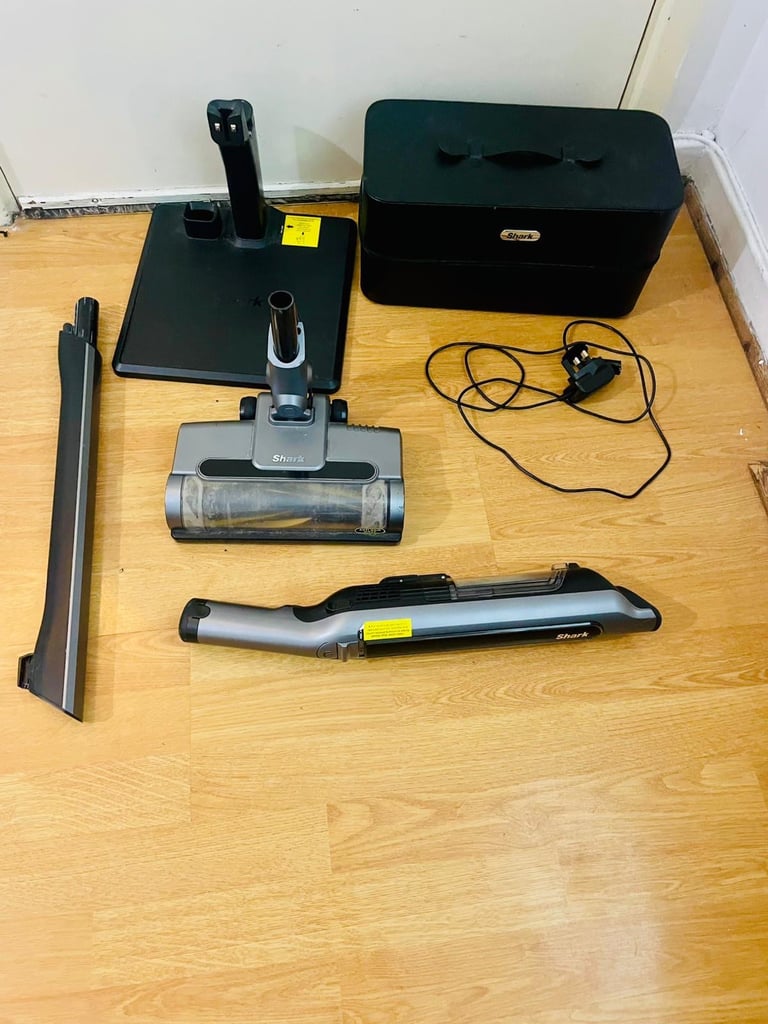 image for Shark vacuum  Shark 