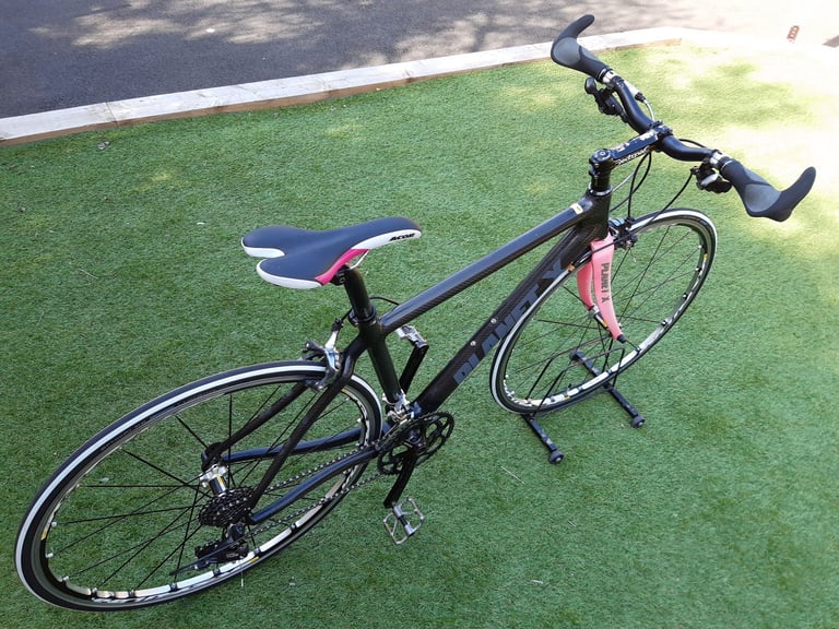 .Ladies Planet X Carbon Fibre Hybrid Road Bike.