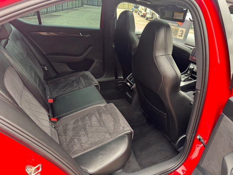 2018 Skoda Superb 2.0 TSI 280 Sport Line 4X4 5dr DSG HATCHBACK Petrol Automatic