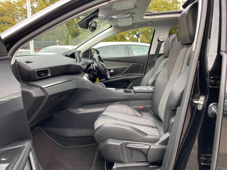 2017 Peugeot 3008 1.2 PureTech Allure EAT Euro 6 (s/s) 5dr HATCHBACK Petrol Automatic