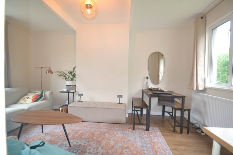 3 bedroom house in Allendale Avenue, Southall