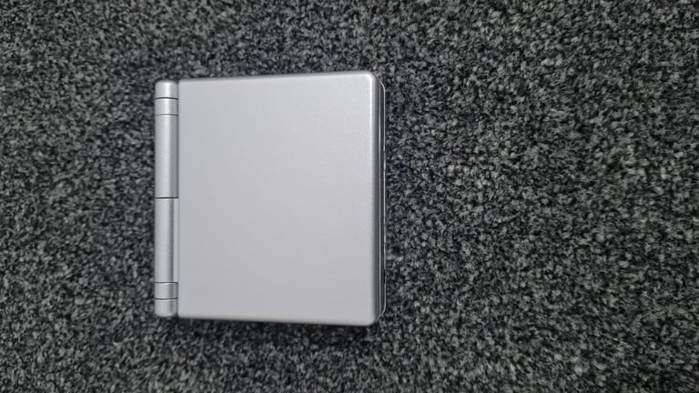 Anbernic rg35xxsp perfect condition like new (64gb sd card)