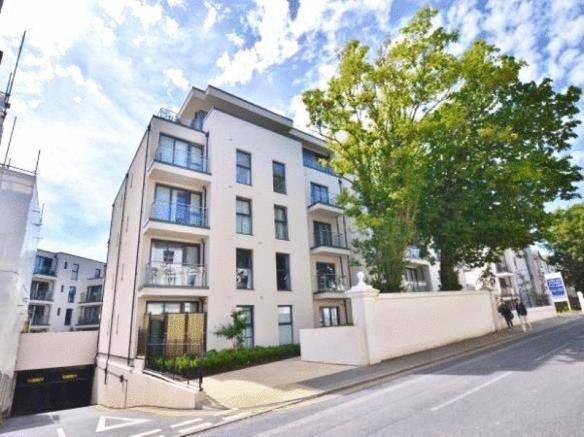 1 Bed Apartment to Rent in  ROYAL ALEXANDRA QUARTER – BRIGHTON