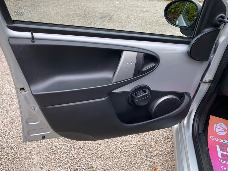 2012 Toyota AYGO 1.0 VVT-i Ice 5dr HATCHBACK PETROL Manual