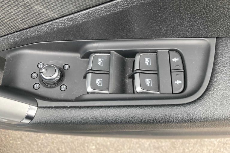 2024 Audi Q2 35 TFSI Sport 5dr ESTATE PETROL Manual