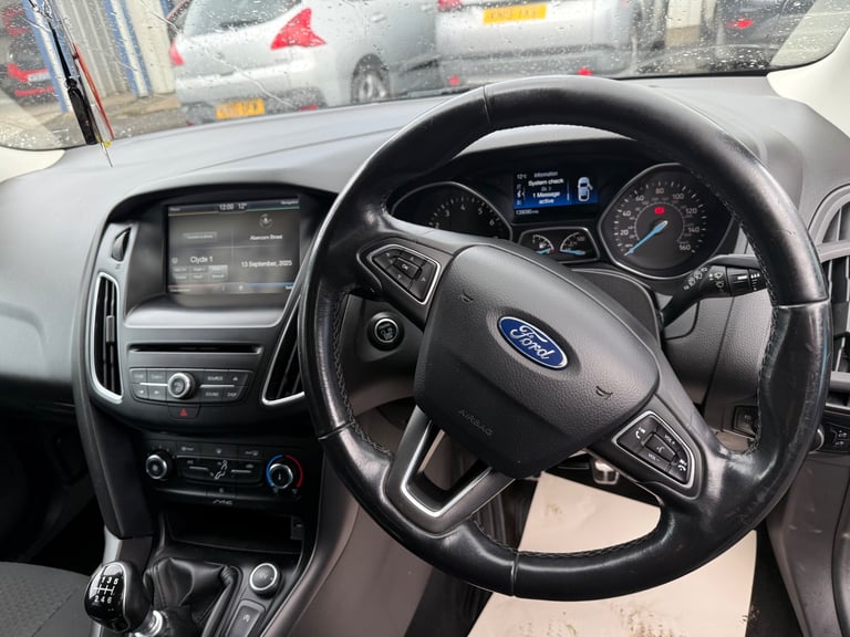 2015 Ford focus Zetec S Facelift Model 1.5 petrol 6 speed manual mot for 1 year