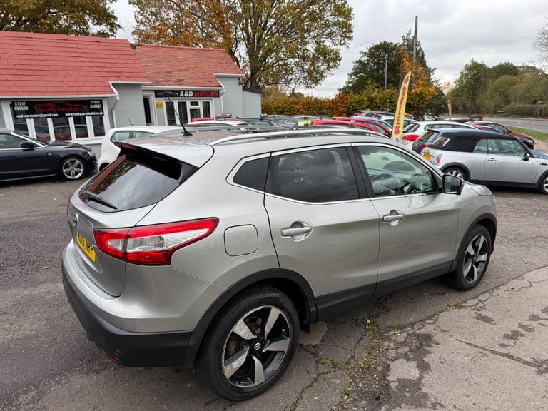 2015 Nissan Qashqai 1.6 dCi n-tec+ XTRON 2WD Euro 6 (s/s) 5dr Diesel