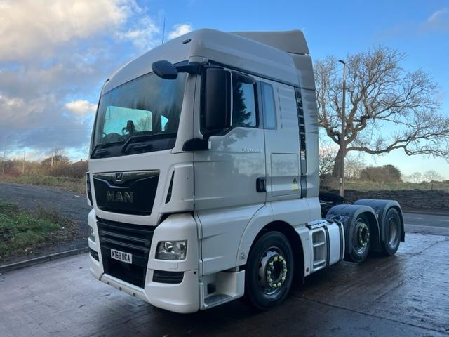 2019 MAN TGX XLX 26.460 Euro 6 6x2 tractor unit fridge a/c slider media system