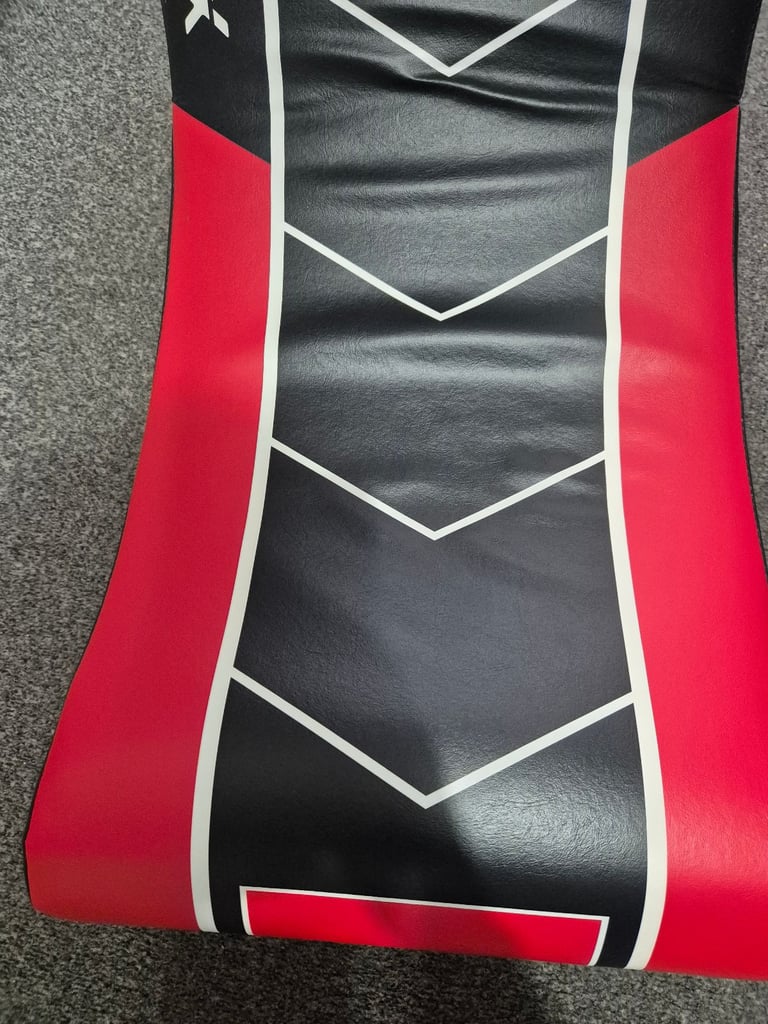 Fold up x rocker gaming chair