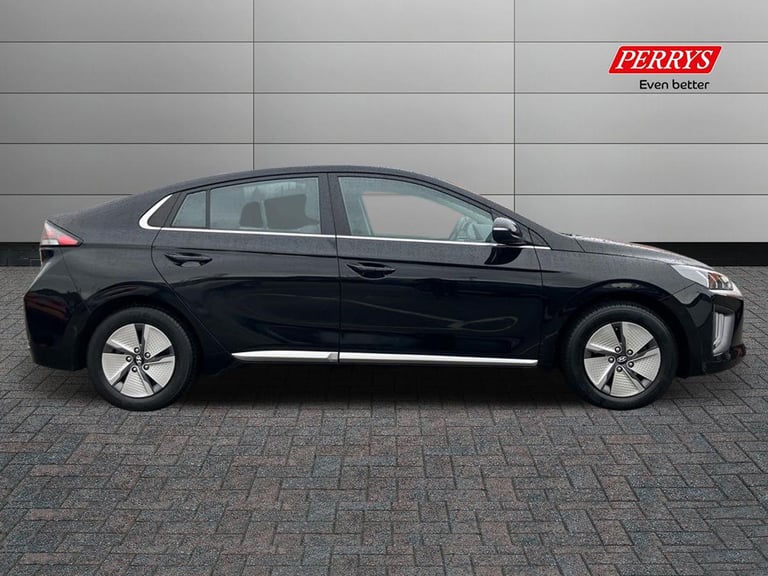 2022 Hyundai IONIQ 1.6 GDi Hybrid Premium 5dr DCT Hatchback PETROL/ELECTRIC Automatic