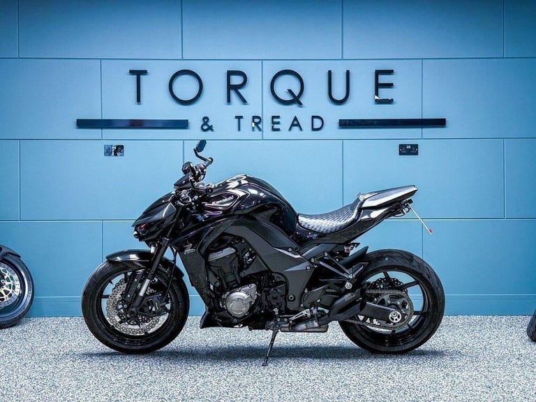 2015 15 KAWASAKI Z1000 SUPERNAKED 1000 - LOW MILES - VANCE HINES