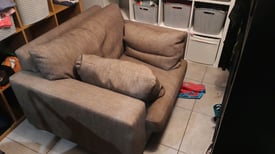 Snuggle Chair Sofa Armchair 