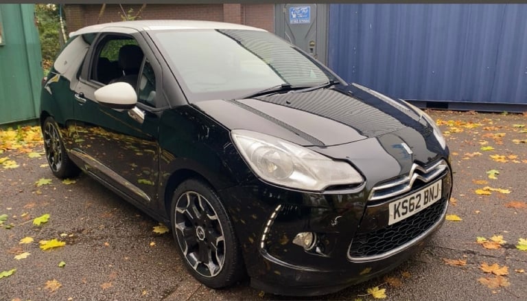 Citroen, DS3, Hatchback, 2013, Manual, 1560 (cc), 3 doors