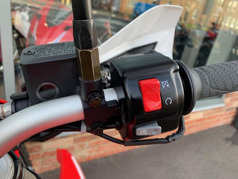 GAS GAS ES 700 - ONE OWNER - 2 YEAR WARRANTY
