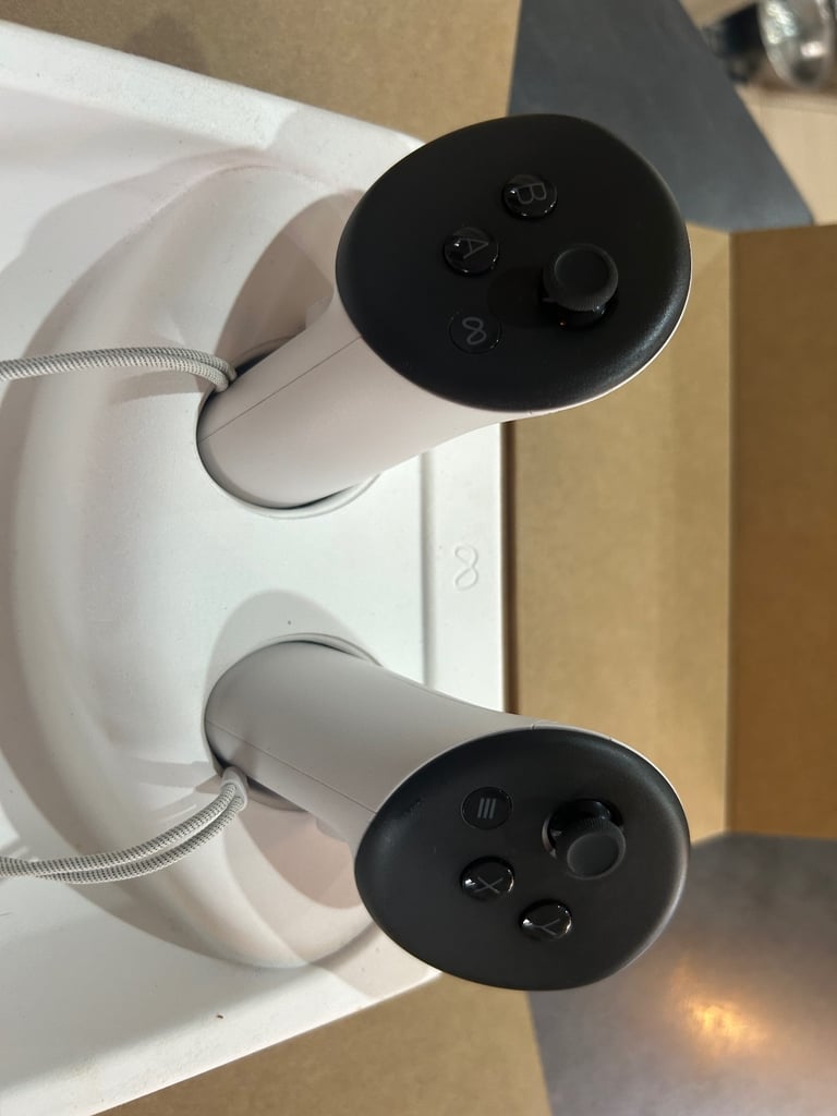 Meta Quest 3s excellent condition boxed 