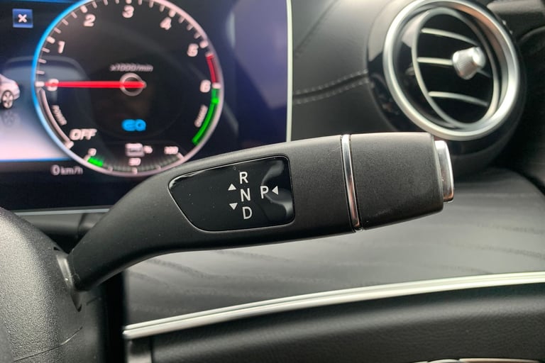 2021 Mercedes-Benz E-Class E300de AMG Line Premium 4dr 9G-Tronic Saloon DIESEL/ELECTRIC Automatic