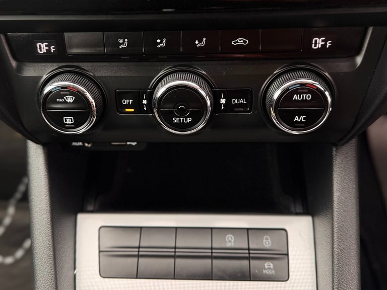 2014 Skoda Octavia 1.4 TSI SE 5dr HATCHBACK Petrol Manual