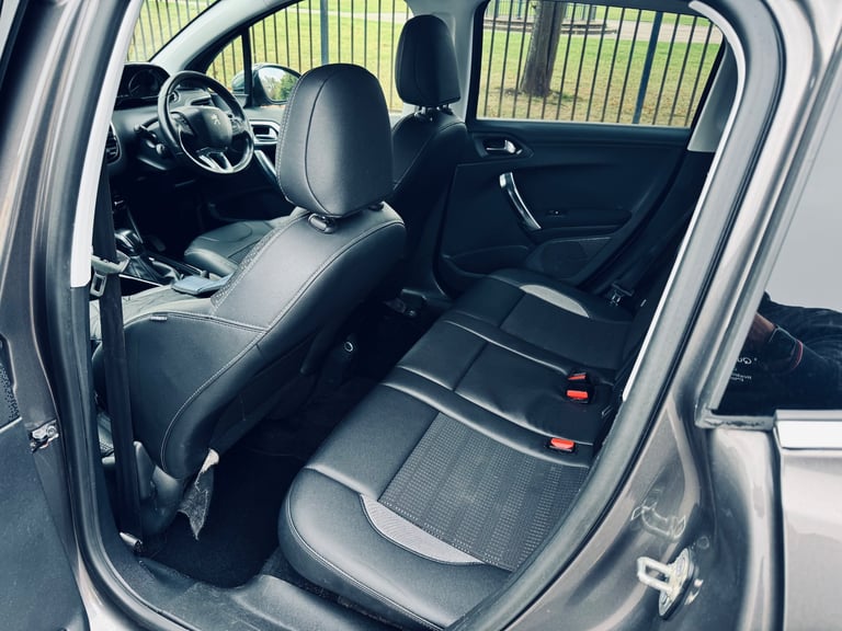 PEUGEOT 2008 ALLURE E-HDI