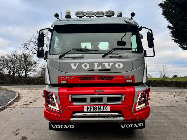 2018 18 Volvo FMX 420 E6 8x4 steel tipper Epsilon M125L crane& grab light bars 