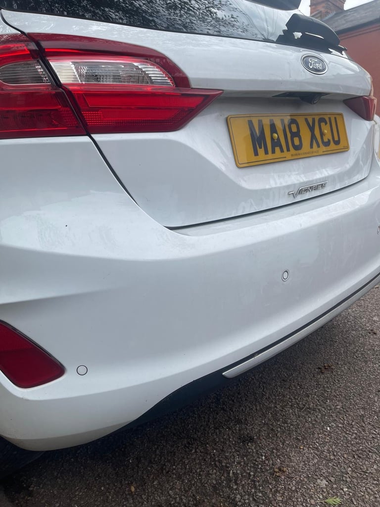 Ford, FIESTA VIGNALE, Hatchback, 2018, Damaged Salvage Repairable 2 owners,
