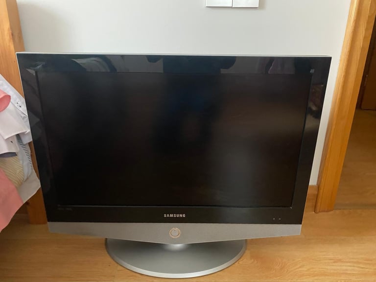 SAMSUNG TV FOR SALE