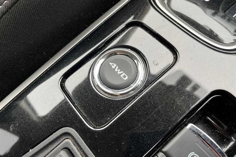 2020 Mitsubishi Outlander 2.0 MIVEC Design SUV 5dr Petrol CVT 4WD Euro 6 (s/s) (150 ps) SUV Petro...