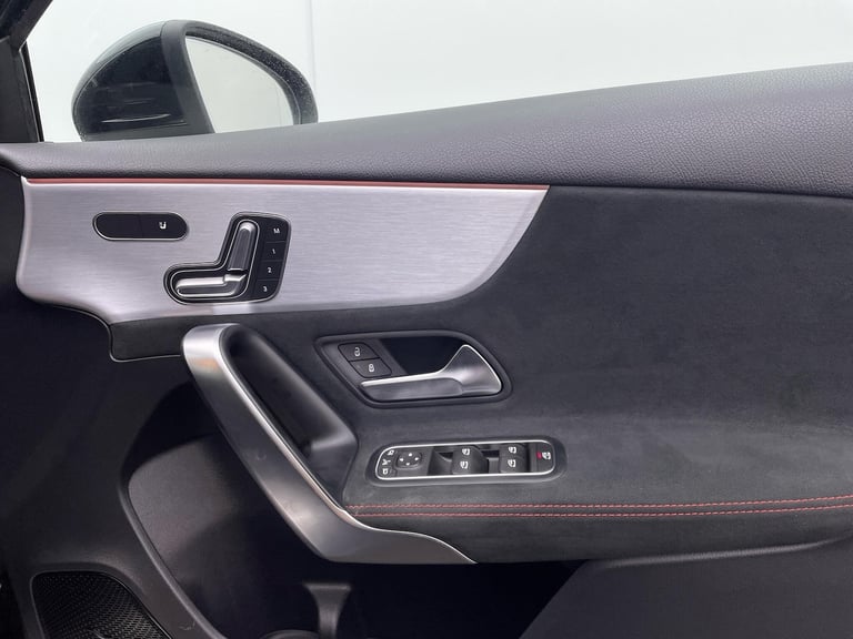 2019 Mercedes-Benz A-Class 1.3 A200 AMG Line (Premium Plus) Hatchback 5dr Petrol 7G-DCT Euro 6 (s...