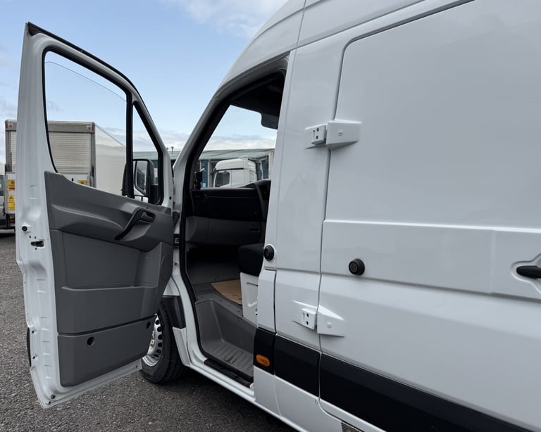2016 Mercedes-Benz Sprinter 2.1 313 CDI L2H2 RWD Freezer Panel Van (129ps) Refrigerated Panel Van...