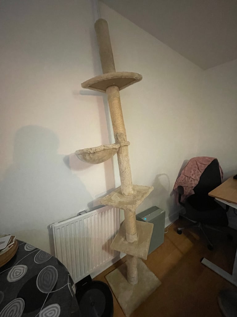 Cat tree pole - no drilling required (tension pole)