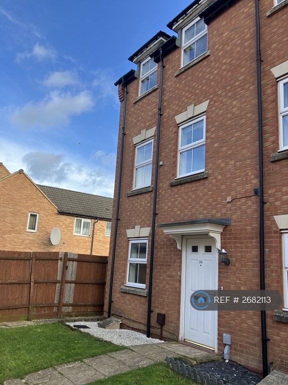 3 bedroom house in Jackdaw Road, Corby, NN18 (3 bed) (#2682113)