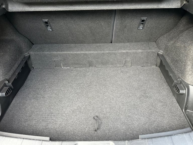 2017 Nissan Qashqai 1.2 DIG-T N-Connecta XTRON 2WD Euro 6 (s/s) 5dr HATCHBACK Petrol Automatic