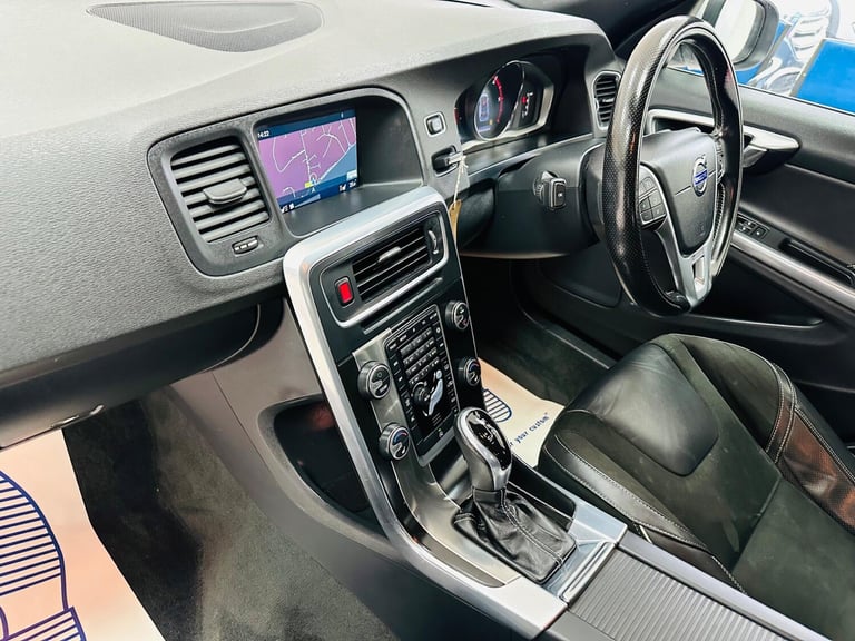 2016 Volvo V60 2.0 D2 R-Design Nav Auto Euro 6 (s/s) 5dr ESTATE Diesel Automatic