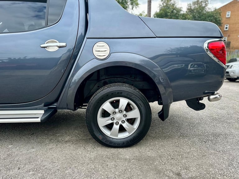 2010 Mitsubishi L200 Double Cab DI-D Raging Bull 4WD 134Bhp PICK UP Diesel Manual