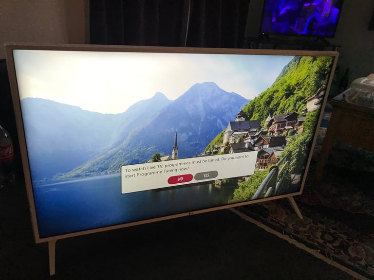 LG 50” smart tv 