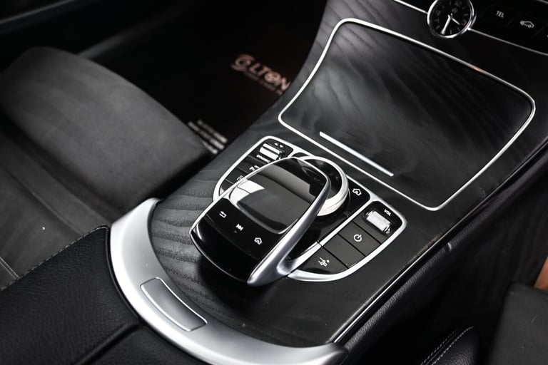 2019 Mercedes-Benz C Class 2.0 C300 AMG Line (Premium) G-Tronic+ Euro 6 (s/s) 2dr COUPE Petrol Au...
